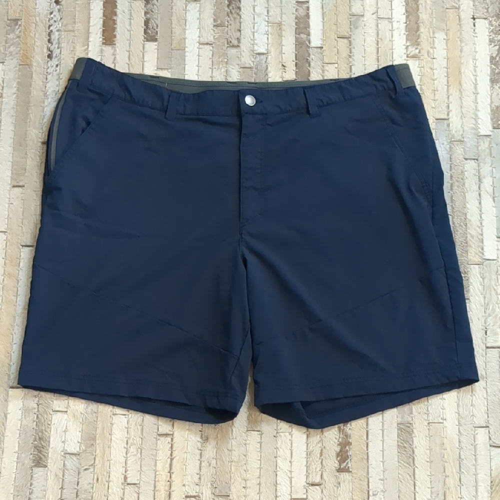 Columbia Men's Size 42 Tech Trail‎ Navy Shorts NWOT